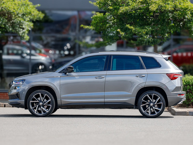 Skoda Karoq 1.5 Tsi Sportline Dsg Grey #4