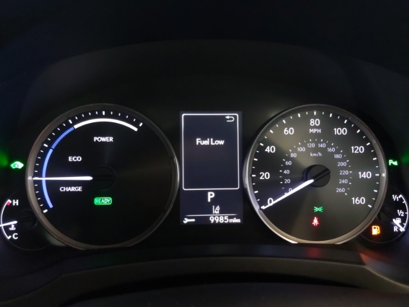 Lexus IS 2.5 300H Saloon Hybrid E-cvt Euro 6 S Red #9
