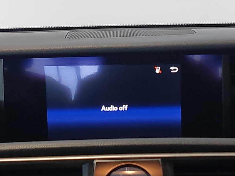 Lexus IS 2.5 300H Saloon Hybrid E-cvt Euro 6 S Red #8