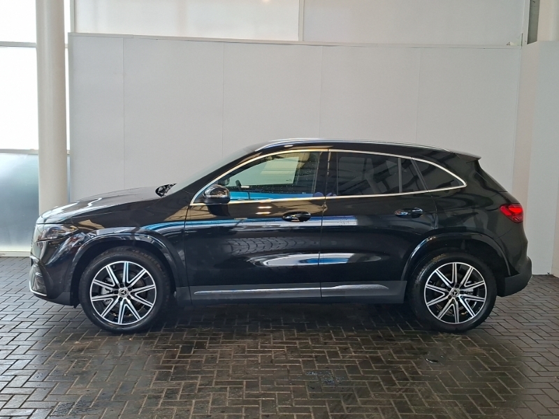 Mercedes-Benz EQA Eqa 250 140Kw Amg Line Executive 70.5Kwh Black #4