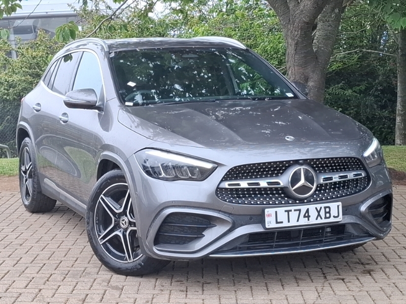 Mercedes-Benz GLA Class Gla 200 Amg Line Executive Grey