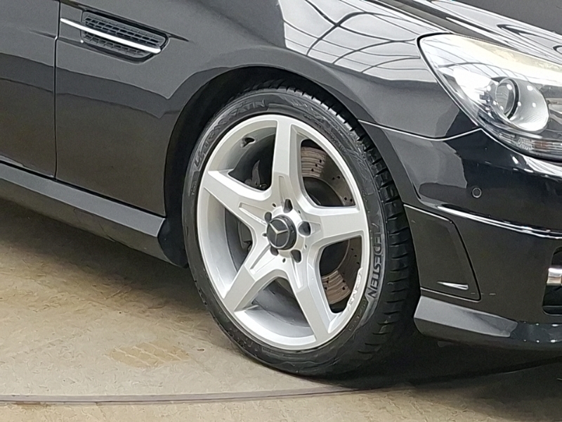 Mercedes-Benz SLK Convertible Black #20