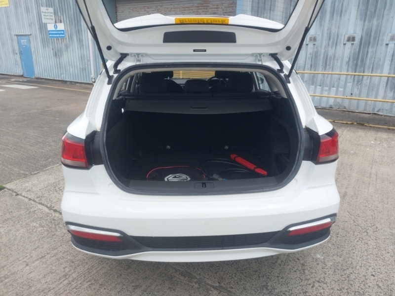 MG MG5 61.1Kwh Excite Estate 156 Ps C Silver #18