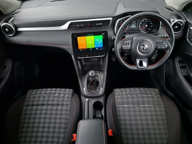 MG ZS 1.5 Vti-tech Excite White #3
