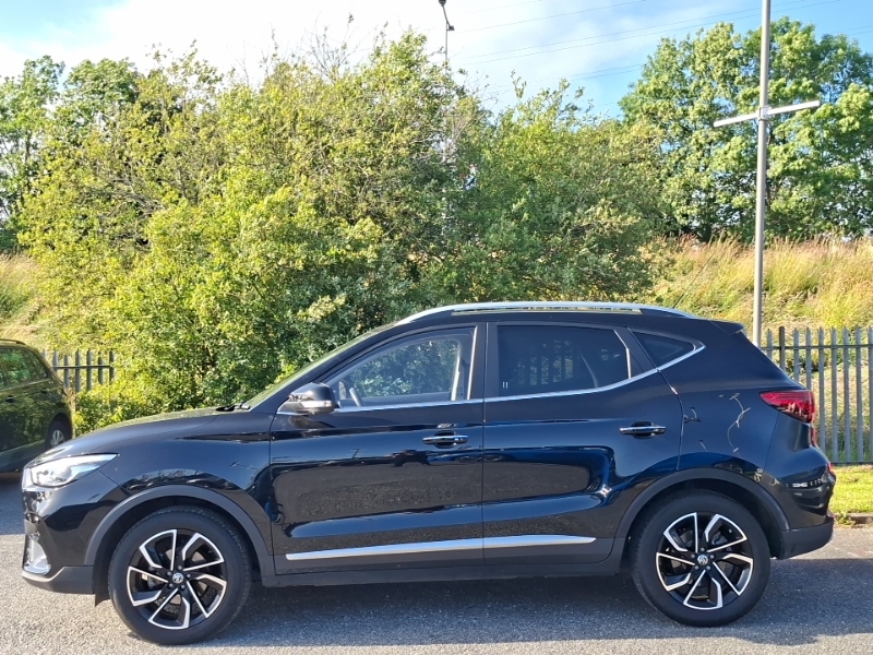 MG ZS 1.0T Gdi Exclusive Dct Black #4