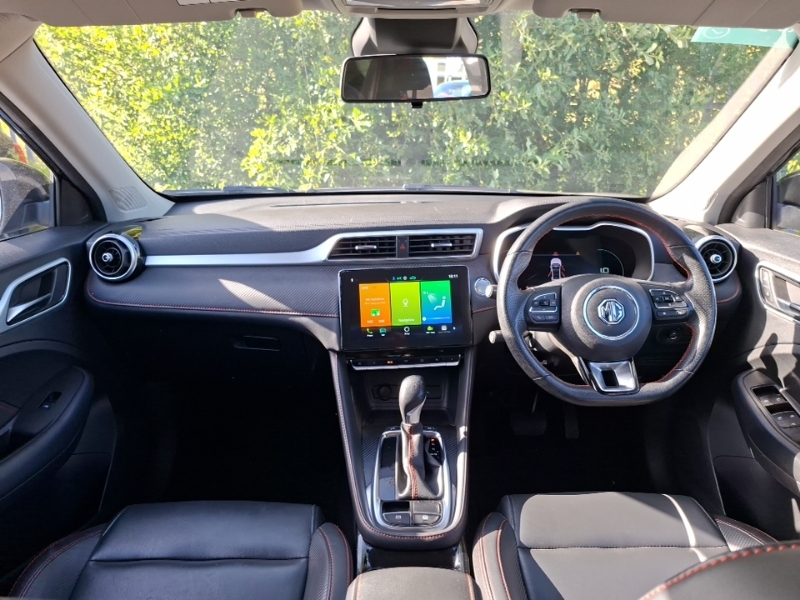 MG ZS 1.0T Gdi Exclusive Dct Black #3
