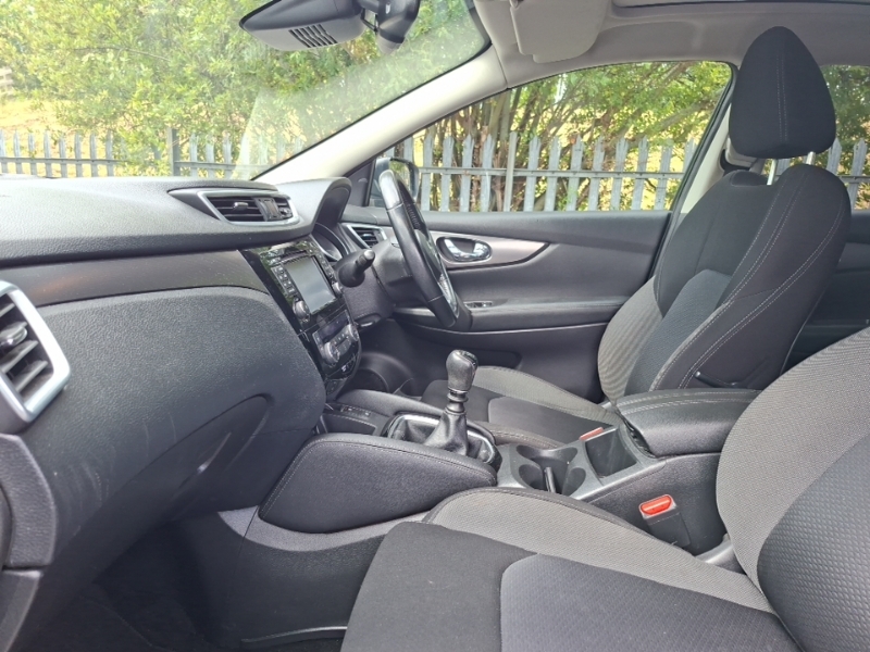 Nissan Qashqai 1.5 Dci 115 N-connecta Black #5