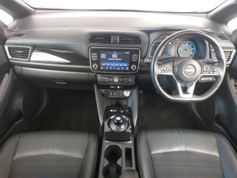 Nissan Leaf 110Kw N-connecta 39Kwh Grey #3