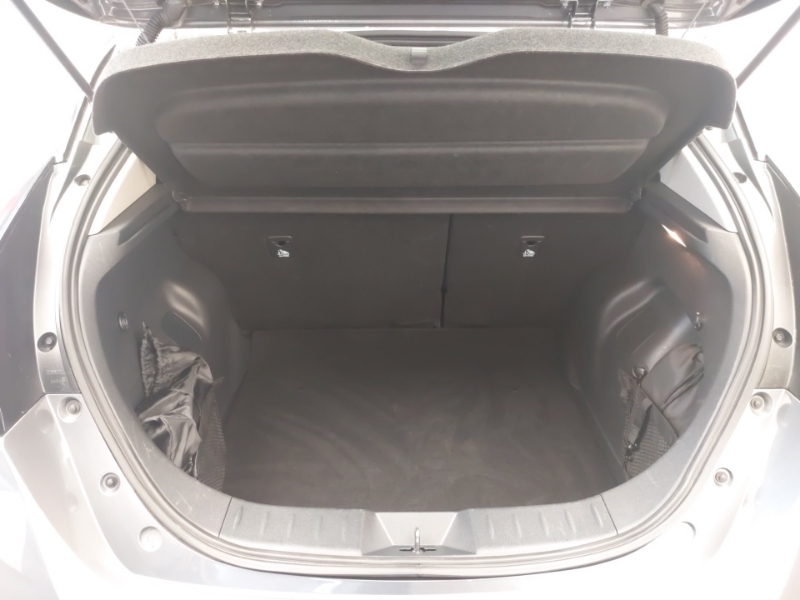 Nissan Leaf 39Kwh Tekna Hatchback 150 Ps Blue #18