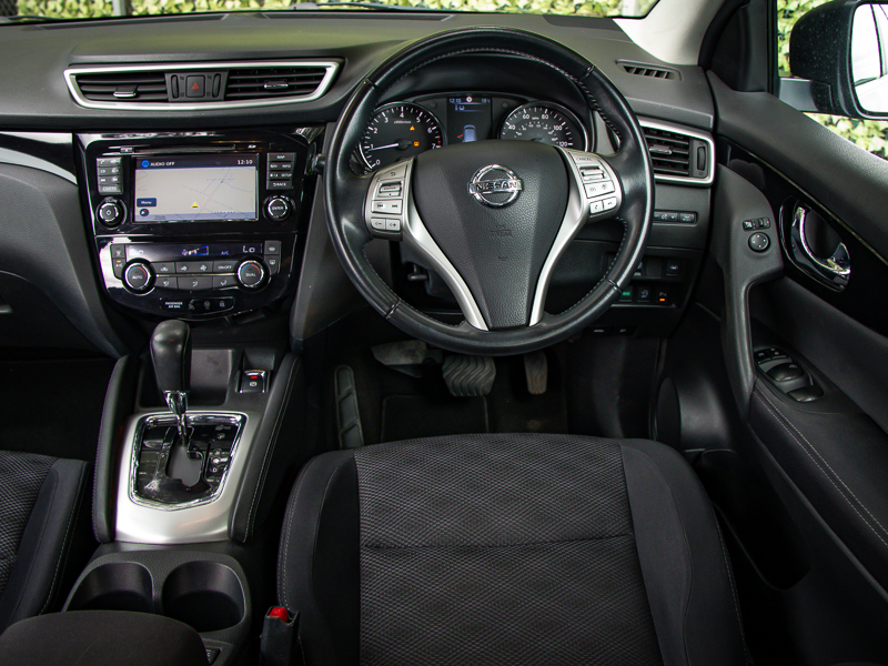 Nissan Qashqai N-connecta Dig-t Grey #11