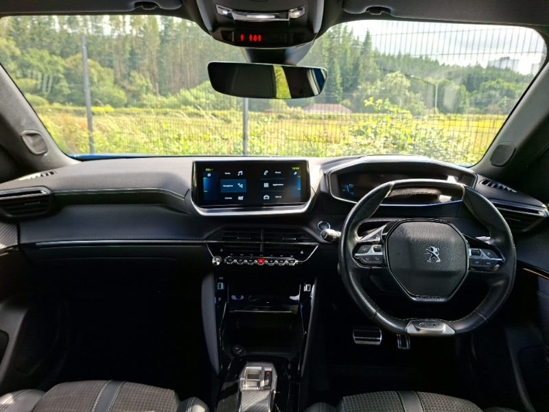Peugeot e-2008 100Kw Gt 50Kwh Blue #3