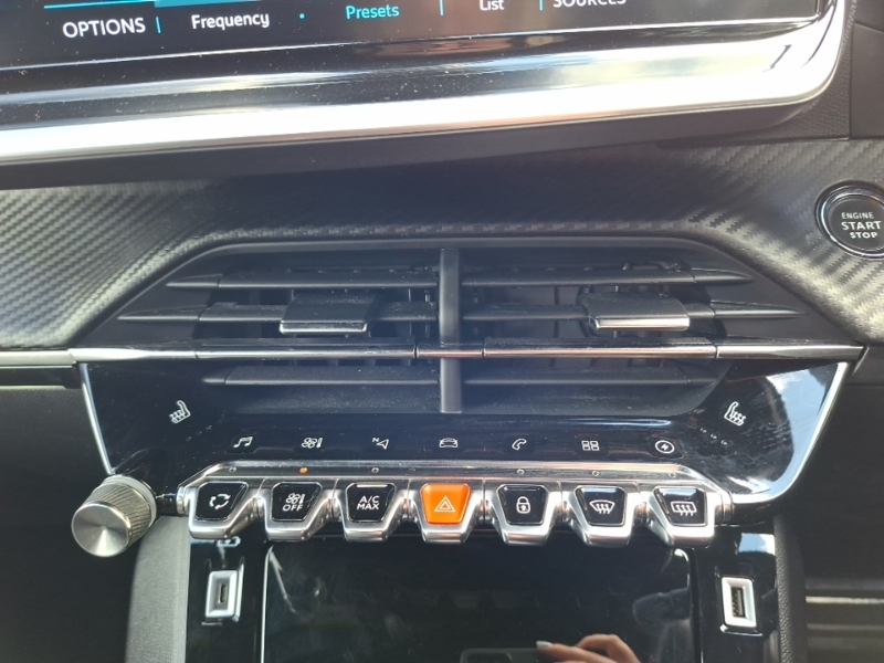 Peugeot e-2008 100Kw Gt Premium 50Kwh Grey #15