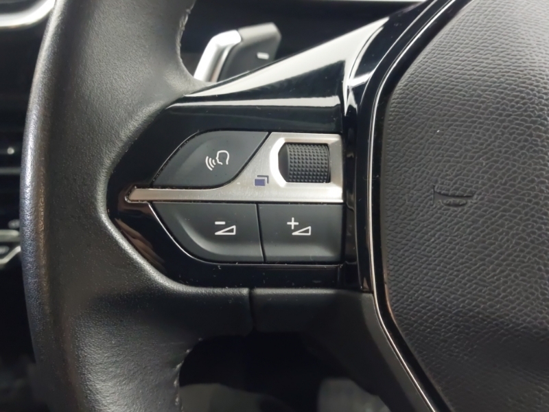 Peugeot 2008 1.2 Puretech 130 Allure Eat8 White #12