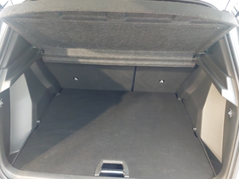 Peugeot 2008 1.2 Puretech 130 Allure Eat8 White #18