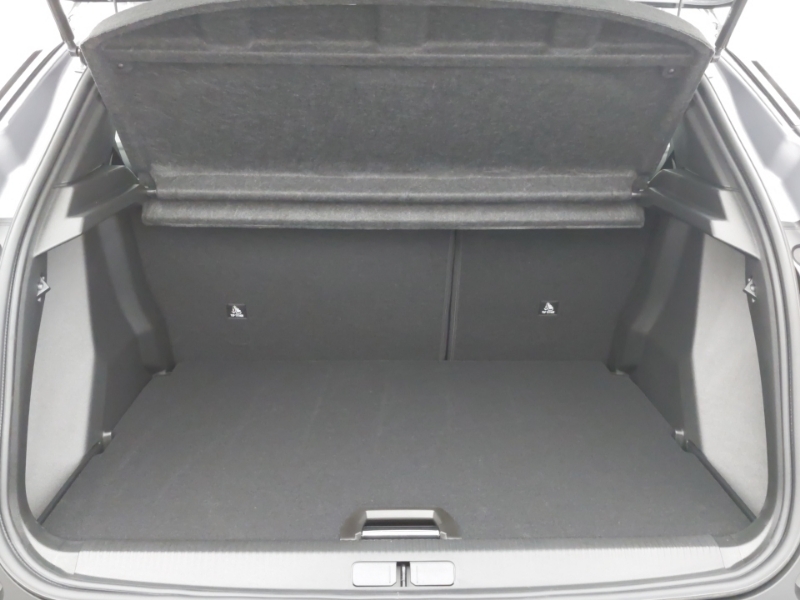 Peugeot 2008 1.2 Hybrid 145 Gt Premium E-dsc6 Blue #8