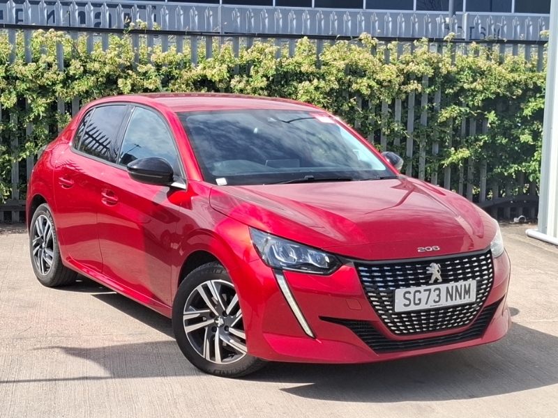 Peugeot 208 1.2 Puretech 100 Allure Premium Red