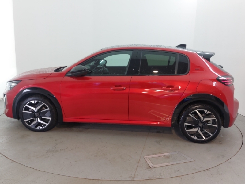 Peugeot 208 1.2 Hybrid 136 Gt E-dsc6 Red #4
