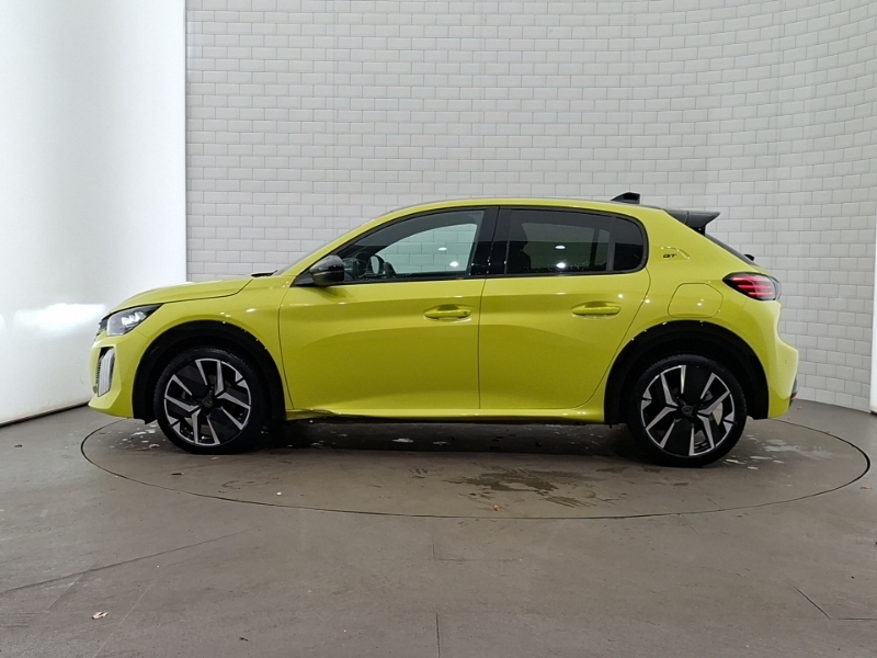Peugeot 208 1.2 Hybrid 100 Gt E-dsc6 Yellow #4