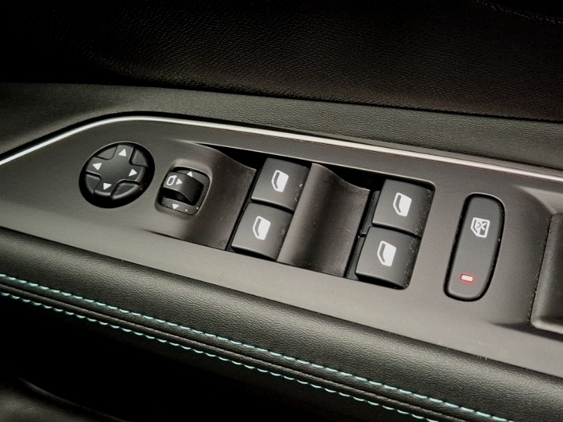 Peugeot 3008 Allure Premium Grey #17