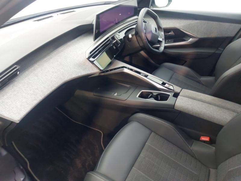 Peugeot 3008 1.2 Hybrid 136 Gt E-dsc6 White #5