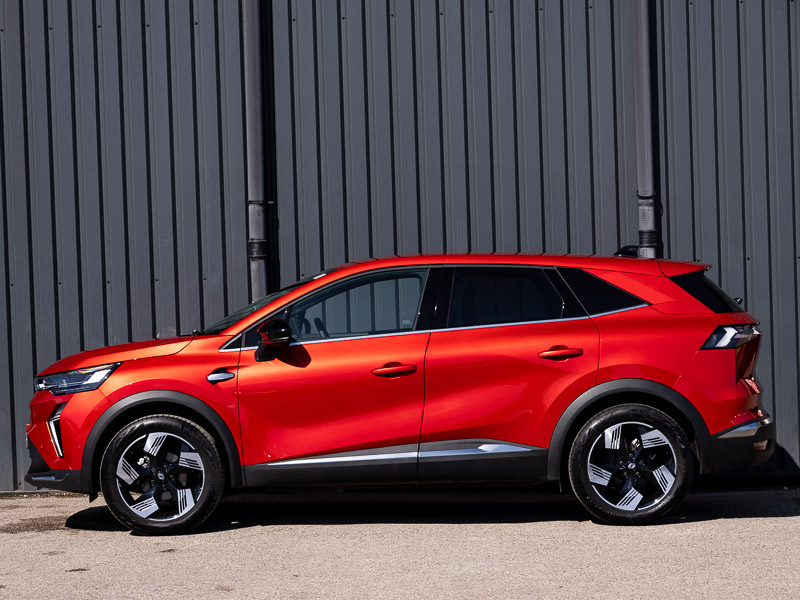 Renault Symbioz 1.3 Tce 140 Techno Red #4