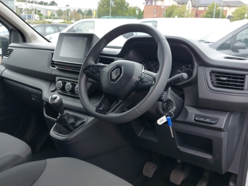Renault Trafic Sl30 Blue Dci 130 Advance Van White #3