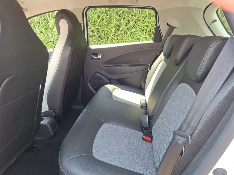 Renault Zoe 100Kw I Gt Line R135 50Kwh White #6