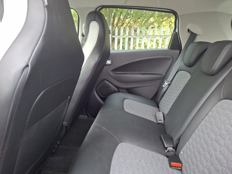Renault Zoe 100Kw Gt Line R135 50Kwh Rapid Charge White #6