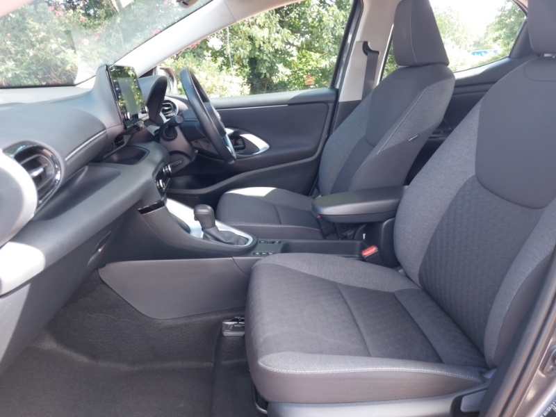 Toyota Yaris 1.5 Hybrid Icon Cvt Grey #5