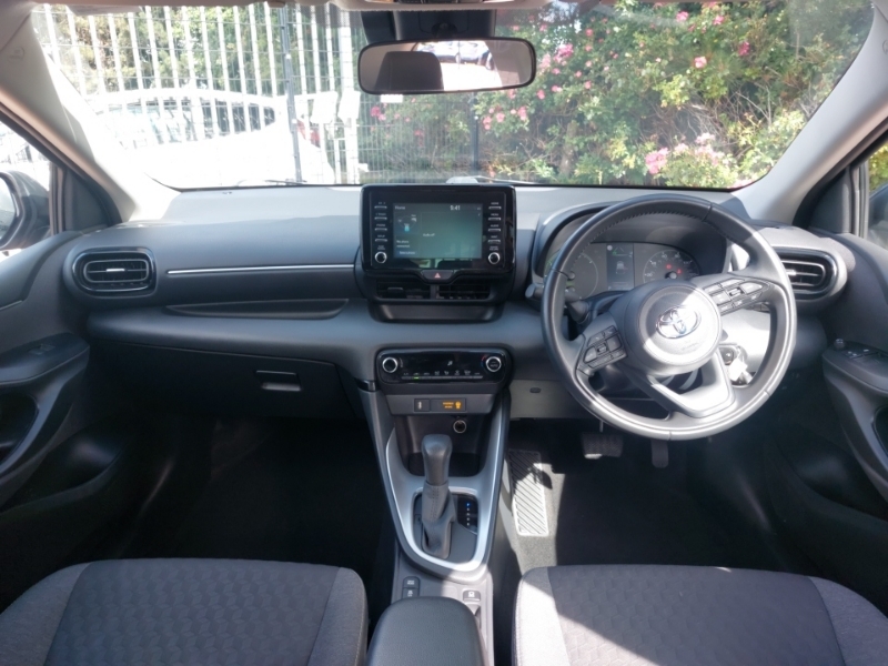 Toyota Yaris 1.5 Hybrid Icon Cvt Grey #3