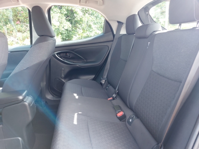 Toyota Yaris 1.5 Hybrid Icon Cvt Grey #6