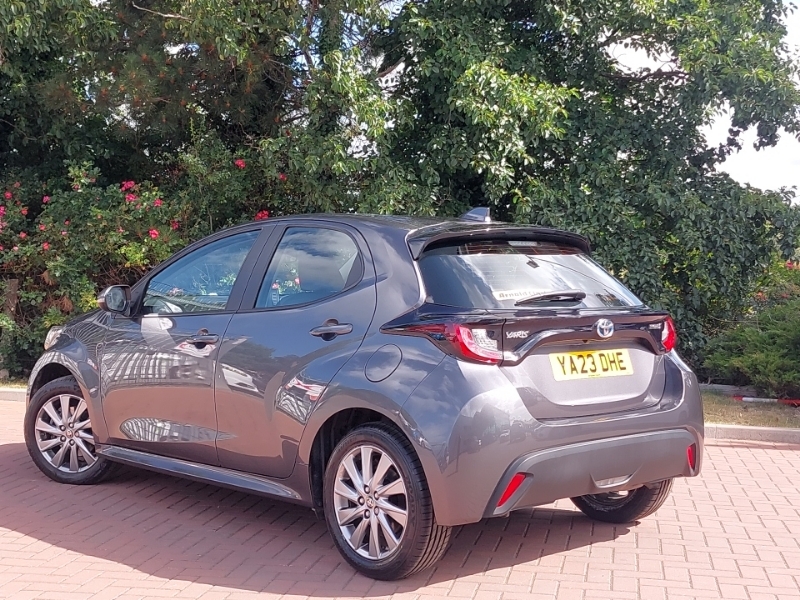 Toyota Yaris 1.5 Hybrid Icon Cvt Grey #2