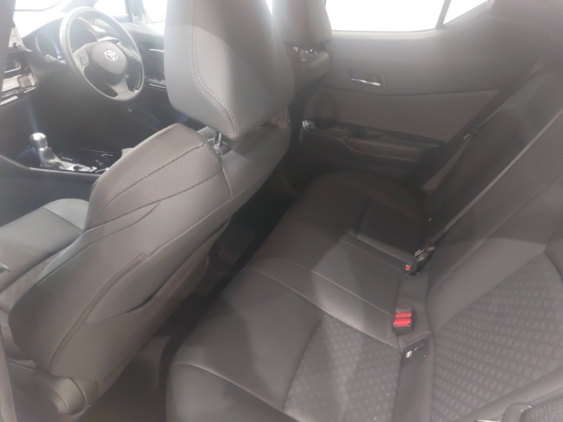 Toyota C-Hr 1.8 Hybrid Excel Cvt White #6