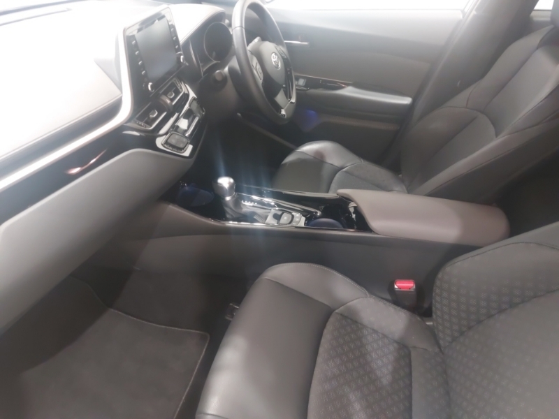 Toyota C-Hr 1.8 Hybrid Excel Cvt White #5