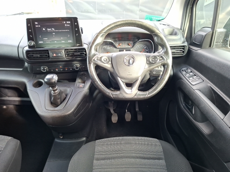 Vauxhall Combo Life Life 1.5 Turbo D Se 5Dr, Under 20200 Miles, Full S Grey #8