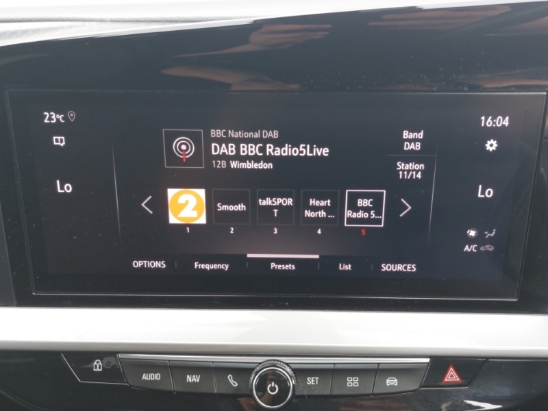 Vauxhall Mokka 1.2 Turbo Sri Premium 2022 White #11
