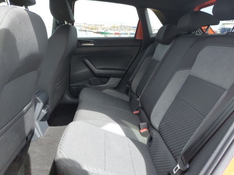 Volkswagen Polo 1.0 Tsi 115 R-line Orange #6