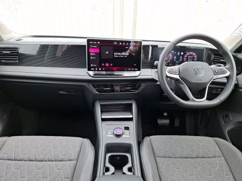 Volkswagen Tiguan 1.5 Etsi 150 Match Dsg Black #3