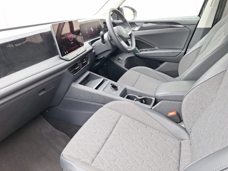 Volkswagen Tiguan 1.5 Etsi 150 Match Dsg Black #5