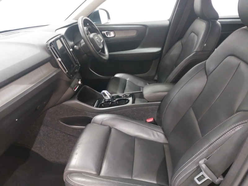 Volvo XC40 1.5 T5 Recharge Phev Inscription Pro Blue #5
