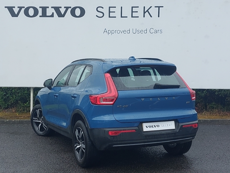 Volvo XC40 2.0 B3p Plus Dark Blue #2