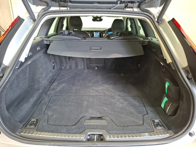 Volvo V90 V90 2.0 T8 455 Phev Ultra Dark Awd Black #17