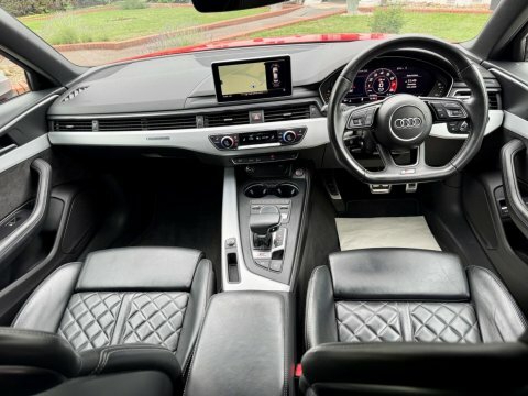 Audi S4 3.0 Tfsi V6 MF68KYR Red #4