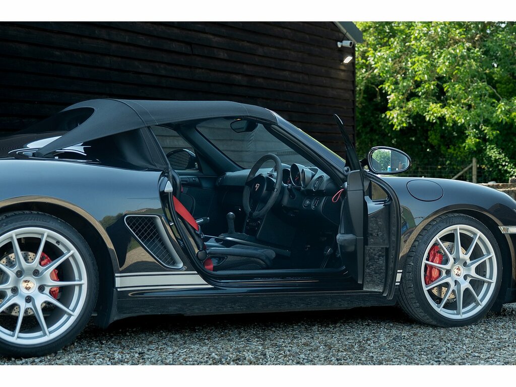 Porsche Boxster Boxster Spyder 28 Black