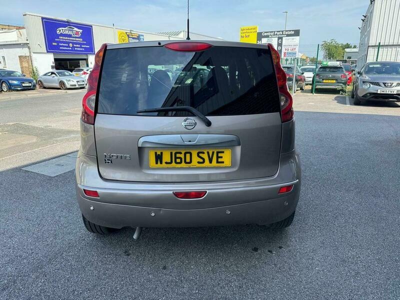Nissan Note 1.6 16V Tekna Beige #6