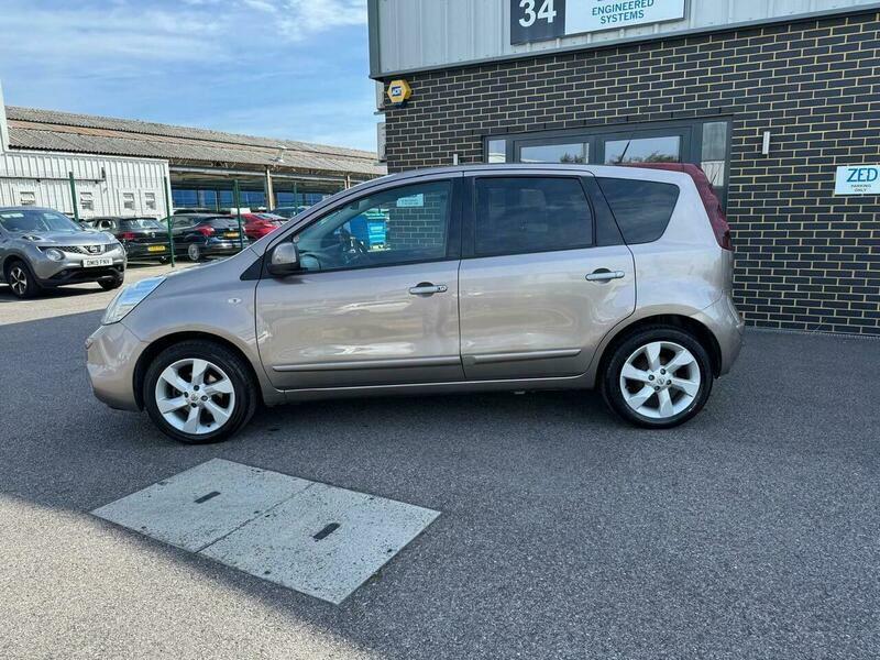Nissan Note 1.6 16V Tekna Beige #6