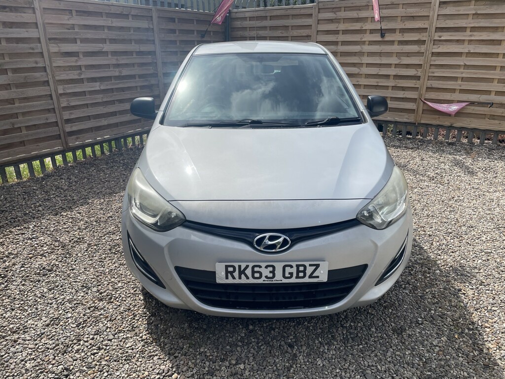 Hyundai I20 1.2 Classic Silver #4
