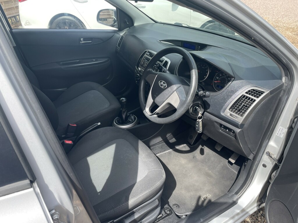 Hyundai I20 1.2 Active Hatchback Euro 5 85 Grey #14