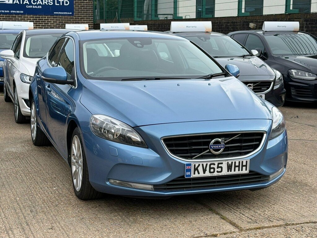 Volvo V40 2.0 D2 Se Nav Euro 6 Ss Blue #2