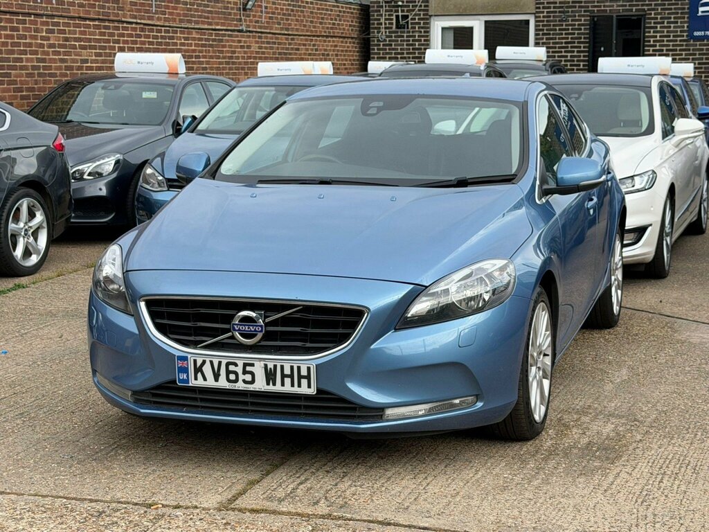 Volvo V40 2.0 D2 Se Nav Euro 6 Ss Blue #4